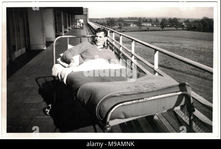 Broomfield Krankenhaus wurde ursprünglich als Essex County Hospital bekannt und wurde 1940 als Krankenhaus für die Behandlung der Tuberkulose Patienten geöffnet, bis 1959 alle Patienten in die 312 Betten waren männlich und Aufenthaltsdauer von sechs Monaten bis zu vier Jahren reichten, war das Krankenhaus bald voll ausgelastet und war das einzige Zentrum für Brust Chirurgie für Lungentuberkulose in Essex Stockfoto