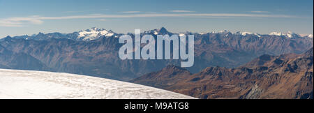 Alpen vom Klein Matterhorn in der Schweiz Stockfoto