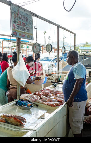 St. Johns Öffentlichkeit Fisch Markt, St. John's, Antigua Stockfoto