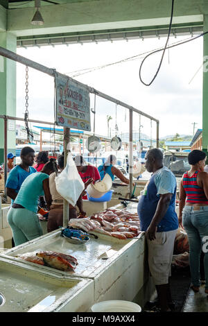 St. Johns Öffentlichkeit Fisch Markt, St. John's, Antigua Stockfoto