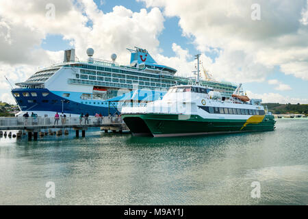 Jaden Sonne, Antigua, Montserrat Fähre, Heritage Quay Pier, St. John's, Antigua Stockfoto