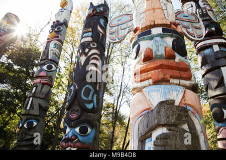 Seoul, Korea - November 1, 2016: African Style Carven in Seoul grand Park Zoo, Korea Stockfoto