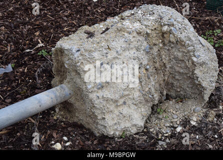 Grundstein einer Straßenschild auf der Baustelle Stockfoto
