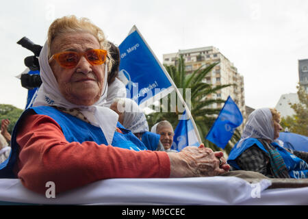 Buenos Aires, Argentinien, am 24. März 2018. Die "Andere von Plaza de Mayo", die im Rahmen der "nationalen Gedenktag für Wahrheit und Gerechtigkeit' - Credit: Nicholas Tinelli/Alamy leben Nachrichten Stockfoto