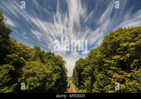 Blick auf die Landschaft an Latimer Münster, eine Kirche in der Nähe von Gerrards Cross und Chalfont St Peter, Buckinghamshire, Großbritannien Stockfoto