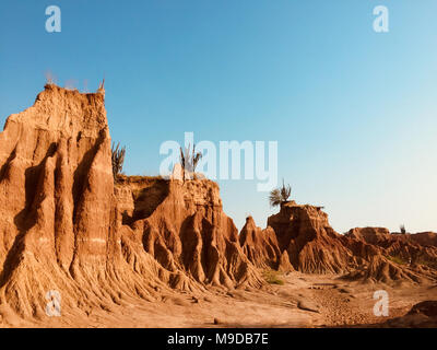 Felsen und Berge in der Wüste Landschaft mit klaren blauen Himmel, Kolumbien - Stockfoto