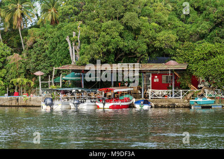 Malerische Restaurant auf einer privaten Insel in die Inseln von Granada in Nicaragua, Mittelamerika Stockfoto