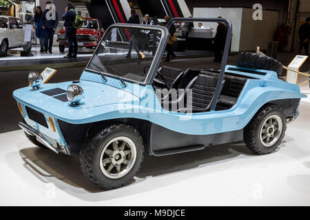 Hellblau Skoda buggy. Die Techno Classica in Essen ist die weltweit führende Messe für klassische Automobile und Oldtimer und Collectible Automobile. Im Jahr 2018, die Messe lockte über 185.000 Besucher. Mehr als 1.250 Aussteller aus über 30 Ländern nehmen teil. Stockfoto