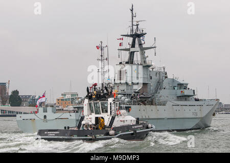 Die britische Royal Navy (Batch 1) River Class Patrol Schiff, HMS Tyne, Rückkehr nach Portsmouth Naval Base, Großbritannien am 25. März 2018. Stockfoto