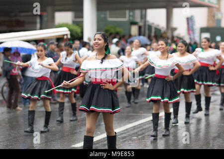 H. in Matamoros, Tamaulipas, Mexiko - November 20, 2017 - November 20 Parade erinnert an den Beginn der mexikanischen Revolution von 1910 gegen Porfiri Stockfoto