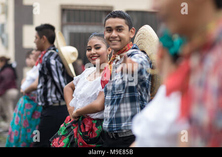 H. in Matamoros, Tamaulipas, Mexiko - November 20, 2017 - November 20 Parade erinnert an den Beginn der mexikanischen Revolution von 1910 gegen Porfiri Stockfoto