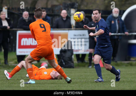 Sporting 77 vs Bocking Soziale behält, Braintree & North Essex Sonntag Liga Cup Finale Fußball an Rosemary Lane am 25. März 2018 Stockfoto