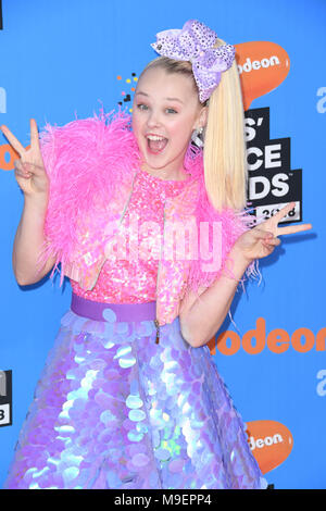 Inglewood, CA, USA. 24 Mär, 2018. 24. März 2018 - Inglewood, Kalifornien - Jojo Siwa. Die Nickelodeon Kids' Choice Awards 2018 statt im Forum. Photo Credit: Birdie Thompson/AdMedia Credit: Birdie Thompson/AdMedia/ZUMA Draht/Alamy leben Nachrichten Stockfoto