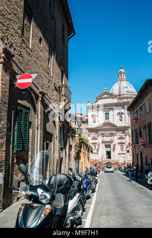 Siena, Italien - 15 August 2016: Collegiata Insigne di Santa Maria in Provenzano Kirche Stockfoto