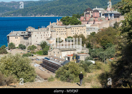 Auf Xenophontos Kloster an der südwestlichen Küste der Halbinsel Athos, Mazedonien, Nordgriechenland Stockfoto