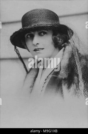 Portrait von Pearl White (1889-1938) amerikanischer Bühnen- und Filmschauspielerin - anonyme Fotografie Stockfoto