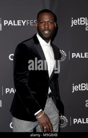 Los Angeles, CA, USA. 24 Mär, 2018. Kofi Siriboe in der Ankunftshalle für eigene Königin Zucker zum 35. Jahrestag PaleyFest LA 2018, Dolby Theatre, Los Angeles, CA 24. März 2018. Credit: Priscilla Grant/Everett Collection/Alamy leben Nachrichten Stockfoto