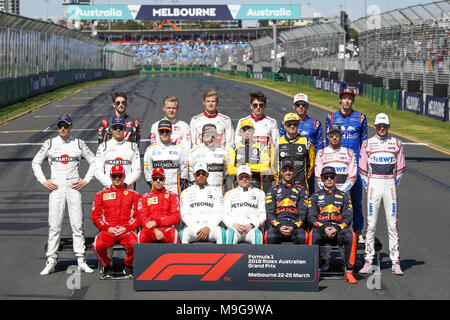 Melbourne, Australien. 25 Mär, 2018. Drivers' Familie Bild während der 2018 Formel 1 in Melbourne, Australian Grand Prix, vom 22. bis 25 - Foto: FIA Formel Eins-Weltmeisterschaft 2018, Melbourne, Victoria: Motorsport: Formel 1 2018 Rolex Grand Prix von Australien, | Nutzung der weltweiten Kredit: dpa/Alamy leben Nachrichten Stockfoto