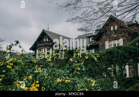 Tokyo, Tokio, China. 26 Mär, 2018. Tokio, Japan-The Kyu-Furukawa Garten, im 19. Jahrhundert für einen reichen Konglomerat Eigentümer erbaut, ist ein Garten mit japanischen und westlichen Architekturstilen in Tokio, Japan. Der westliche Teil der Garten wurde von dem britischen Architekten Josiah Conder konzipiert. Credit: SIPA Asien/ZUMA Draht/Alamy leben Nachrichten Stockfoto