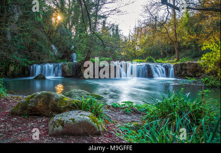 Wasserfälle von Monte Gelato in den Regionalen Park von Valle del Treja (Mazzano Romano, der Provinz von Rom, Italien) Stockfoto