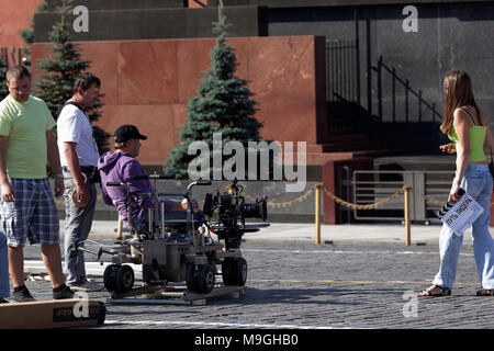 Moskau, Russland - Juli 8, 2012: Schauspieler während der Dreharbeiten, Film, der Führer von Kazakhfilm auf dem Roten Platz. Der Film ist über den Präsidenten des Kazakhst Stockfoto