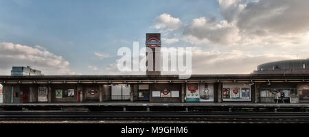 Londoner U-Bahn: Chiswick Park Stockfoto