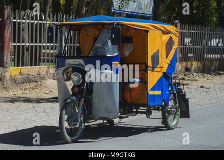 Lustig moped Taxi in Peru Stockfoto