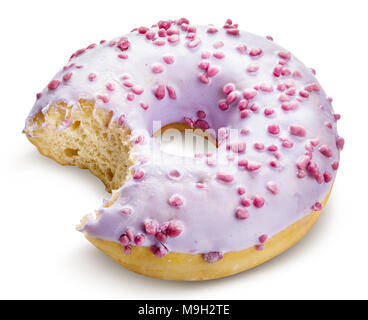 Lila süße Krapfen auf weißem Hintergrund Stockfoto