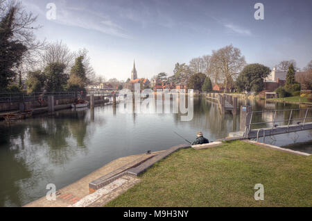 Lock Ansatz auf der Themse, Marlow, Großbritannien Stockfoto