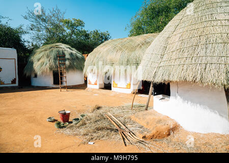 Indian Folk Village Shilpgram, traditionellen Haus in Udaipur, Indien Stockfoto