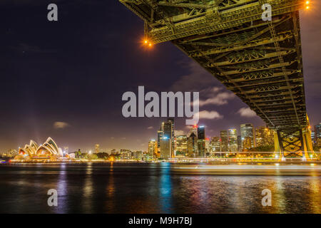 Sydney City Skyline bei Nacht Stockfoto