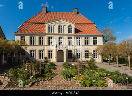 Die Alte Apotheke von Thecountry Stadt Plön, der Bezirk Museum heute, Plön, Schleswig-Holstein, Deutschland, Europa Stockfoto