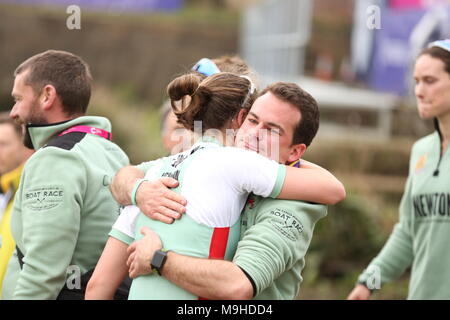 Die Krebsforschung Boat Race Samstag 24 März 2018 Stockfoto