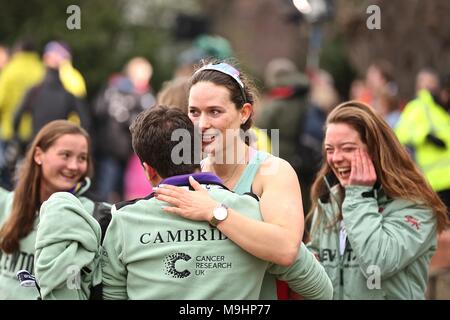 Der Krebs reasearch Boat Race 2018 Stockfoto