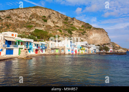 Klima, schönen Dorf in der Nähe von Tripiti gelegen, auf der Seite der Bucht von Milos. Kykladen, Griechenland. Stockfoto