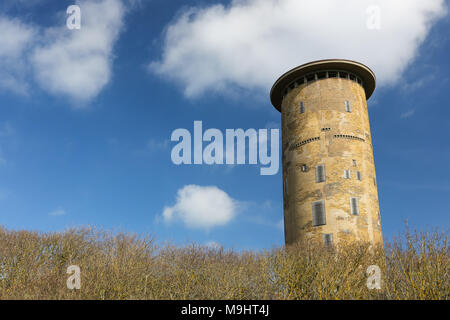 Wasserturm an der Nordseeküste in der Nähe von Zoutelande auf Walcheren in der niederländischen Provinz Zeeland, Niederlande Stockfoto