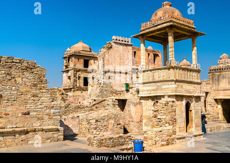 Ruinen von Rana Kumbha Palace in Chittorgarh Fort. UNESCO Welterbe in Rajastan, Indien Stockfoto