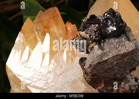 Calcit orange aus Mexiko Geologie Stein Stockfoto