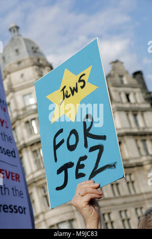 London, Großbritannien. 26. März, 2018. Mitglieder der jüdischen Gemeinschaft ein Protest im Parlament Platz verteidigenden Labour Party und ihr Anführer, Jeremy Corbyn, der Anti- Antisemitismus vorgeworfen. Quelle: Chris Aubrey/Alamy leben Nachrichten Stockfoto