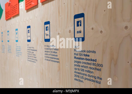 London, Großbritannien. 27. März 2018. Social media Statistiken. Vorschau von "Hoffnung auf Nö: Grafik und Politik 2008-18", eine Ausstellung der Prüfung der politischen Gestaltung einer turbulenten Jahrzehnt umfasst die finanziellen Crash 2008, Barack Obama, Brexit und Donald Trump Präsidentschaft. Die Ausstellung findet im Design Museum vom 28. März bis 12. August 2018. Credit: Stephen Chung/Alamy leben Nachrichten Stockfoto