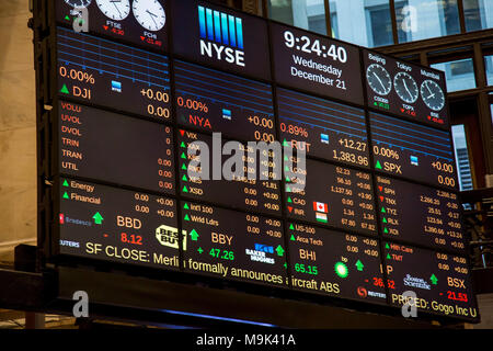 Ein Handel an der New York Stock Exchange Trading Floor Stockfoto