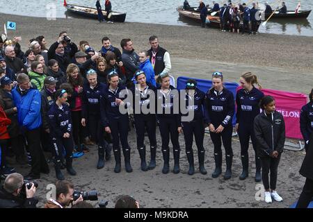 Boat Race der Krebs Forschung DE Stockfoto