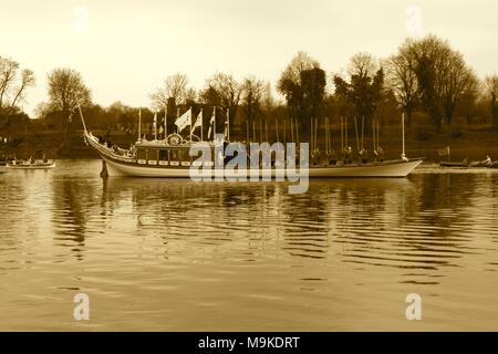 Boat Race der Krebs Forschung DE Stockfoto