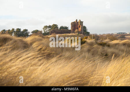 Die Überreste der roten Burg in der Nähe von lunan Bay Angus Schottland. Stockfoto