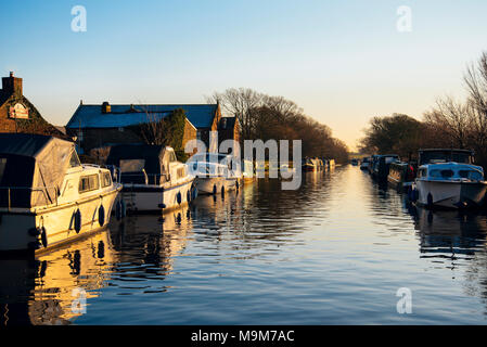 Winter Abend auf der Lancaster Canal in Garstang Lancashire Stockfoto