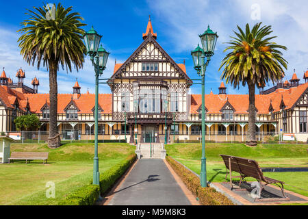 Neuseeland rotorua Neuseeland Rotorua Museum im Tudor Stil Government Gardens Rotorua Stadt North Island, Neuseeland Stockfoto