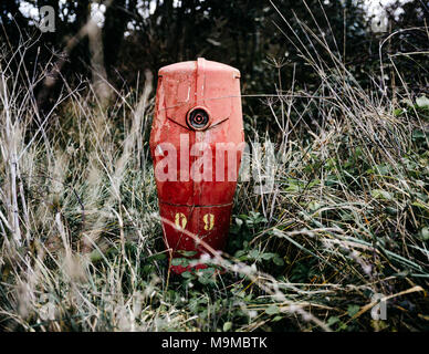 Alte Hydrant in der Landschaft in Frankreich Stockfoto