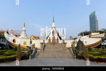 Buddhistische Tempel in der Form einer chinesischen Dschunke, Wihan des Wat Yannawa, Geschäftsviertel Sathon, Bangkok, Thailand Stockfoto