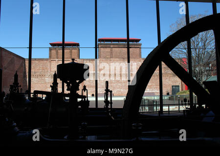 Die Gebäude rund um Toyota Commemorative Museum für Industrie und Technik. In Nagoya, Japan - Februar 2018 berücksichtigt. Stockfoto