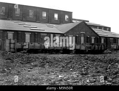 AJAXNETPHOTO. 1913 und 1914. HEMERDON MINE, England. - Die Reste der alten Bergbau im Westen des Landes in der Nähe von Northallerton, Devon. Fotograf: unbekannt © DIGITAL IMAGE COPYRIGHT AJAX VINTAGE BILDARCHIV QUELLE: AJAX VINTAGE BILDARCHIV SAMMLUNG REF: 182303 1074 Stockfoto